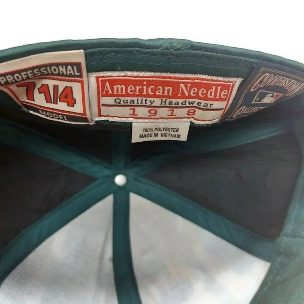 American Needle Size 7 1/4 Professional Model Oakland A's Fitted Hat Cap